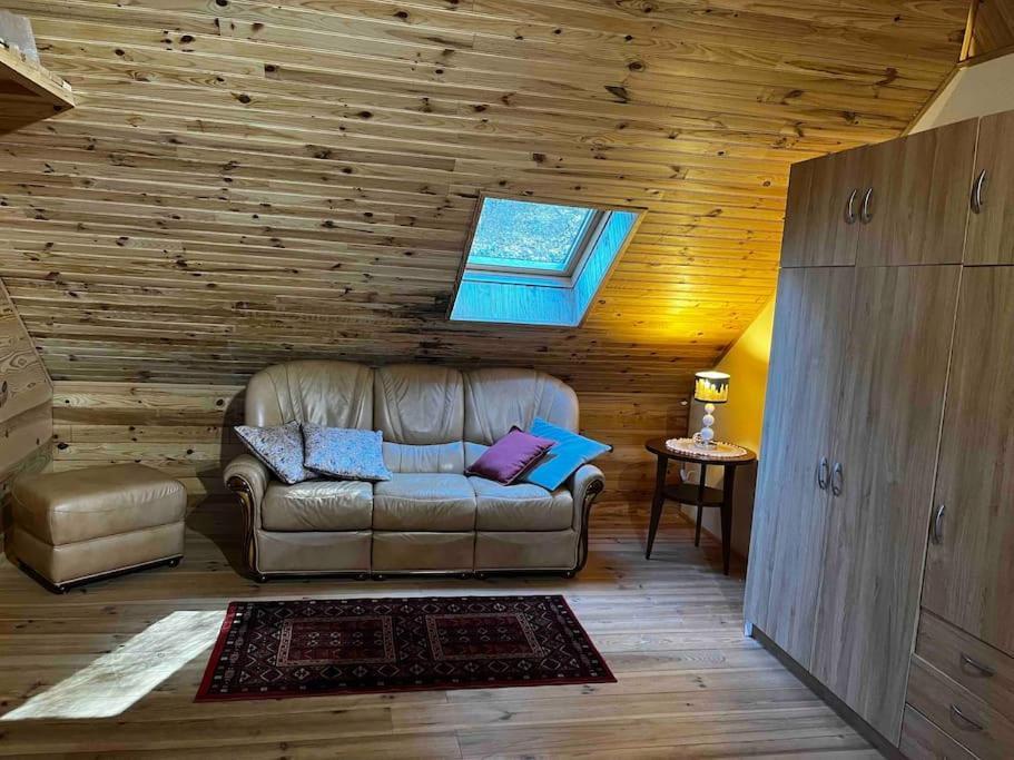 Gite A La Ferme Au Coeur De L'Auvergne Saint-Hippolyte  외부 사진